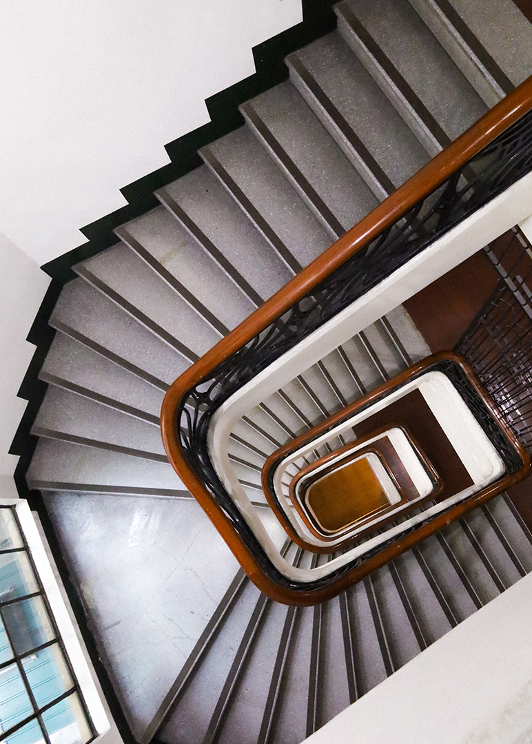 Art_deco_Stairs